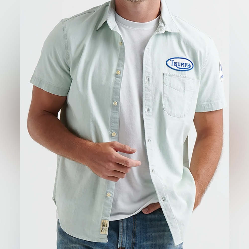 Triumph Chambray One Pocket Shirt
Designed by Lucky Brand